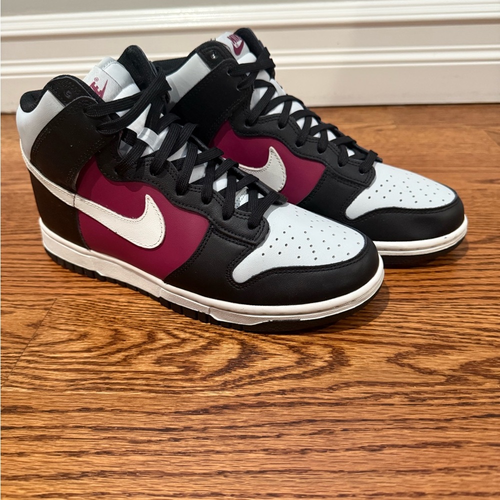 Nike Women’s Dunk High Sneakers in Black Rosewood Pure Platinum